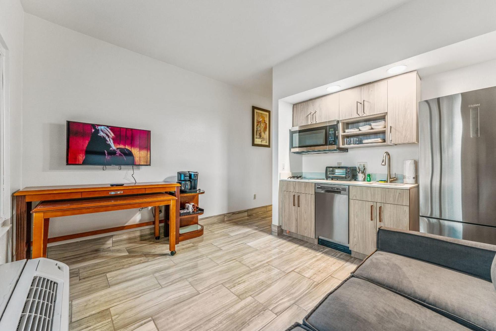 Tempe Corner Apartment Studio King Bed Bagian luar foto